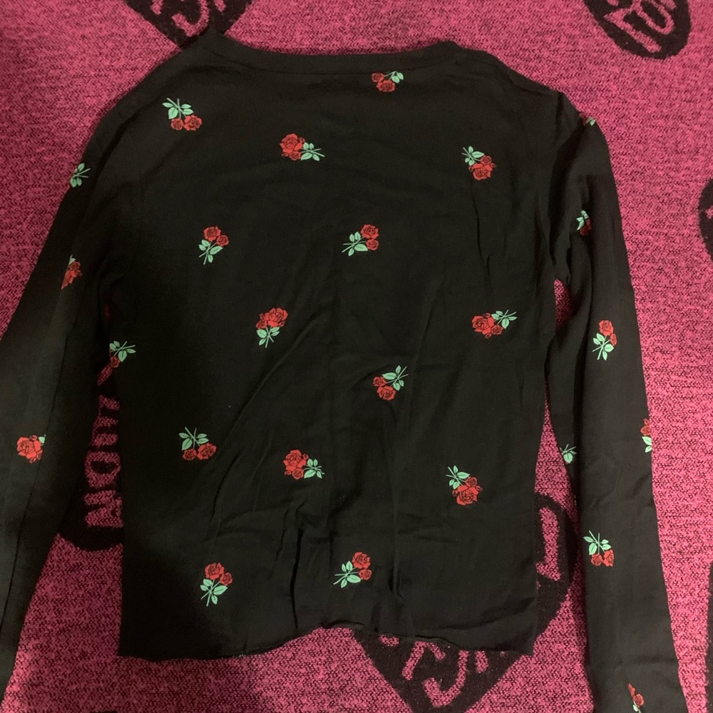 Victorias secret pink long sleeve crop top.